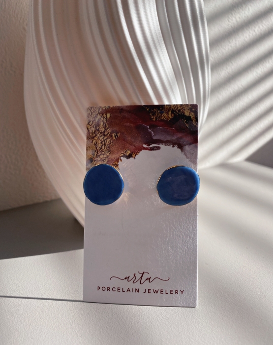 Porcelāna auskari &quot;Maigums&quot; zilganpelēki